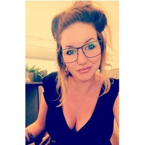 Meet your Posher, Lindsey